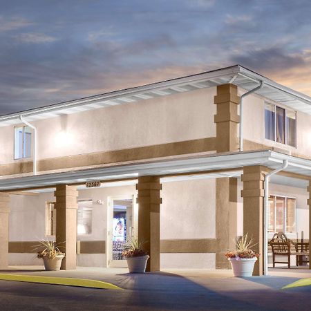 Super 8 By Wyndham Richlands/Claypool Hill Area Hotel Pounding Mill Exterior foto