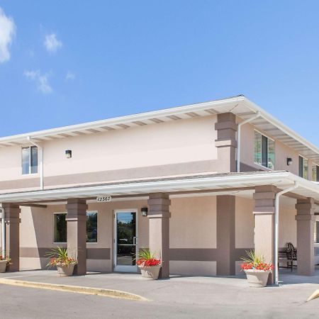 Super 8 By Wyndham Richlands/Claypool Hill Area Hotel Pounding Mill Exterior foto