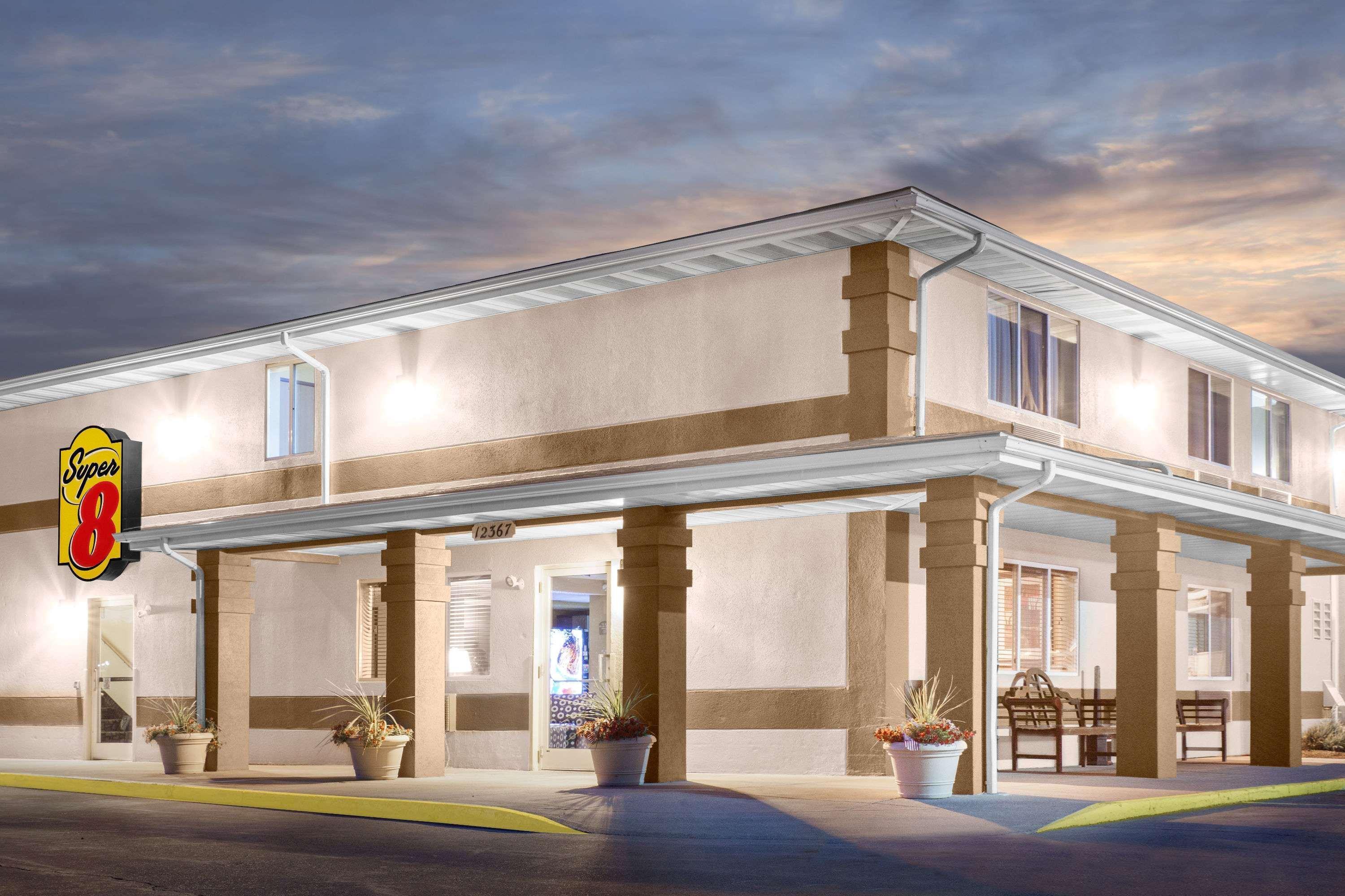 Super 8 By Wyndham Richlands/Claypool Hill Area Hotel Pounding Mill Exterior foto
